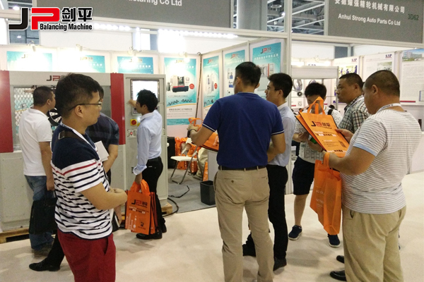 上海劍平火熱參展廣州國際汽車(chē)零部件及售后市場(chǎng)展覽會(huì )