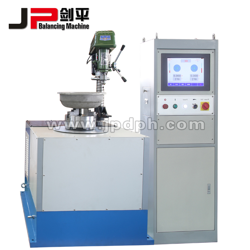 輪轂平衡機