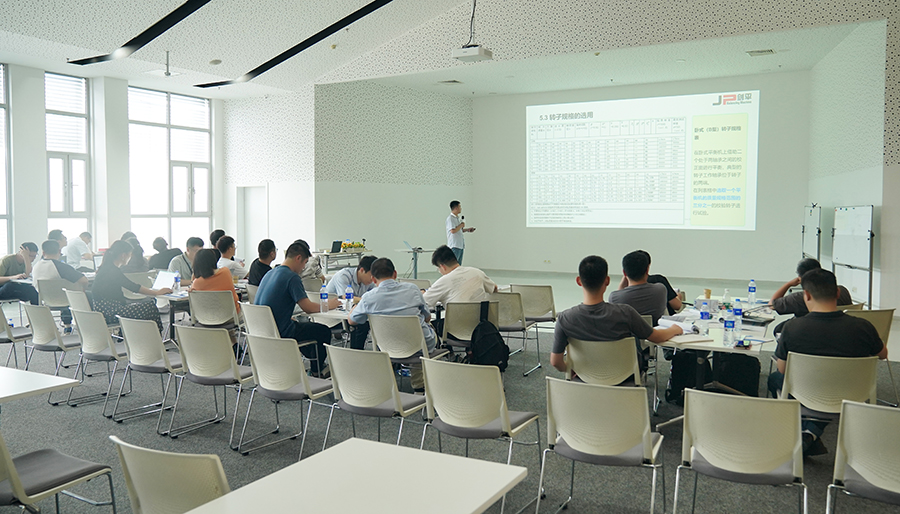 動(dòng)平衡機(jī)培訓(xùn)  上海劍平走進(jìn)客戶，賦能共創(chuàng)高效生產(chǎn)